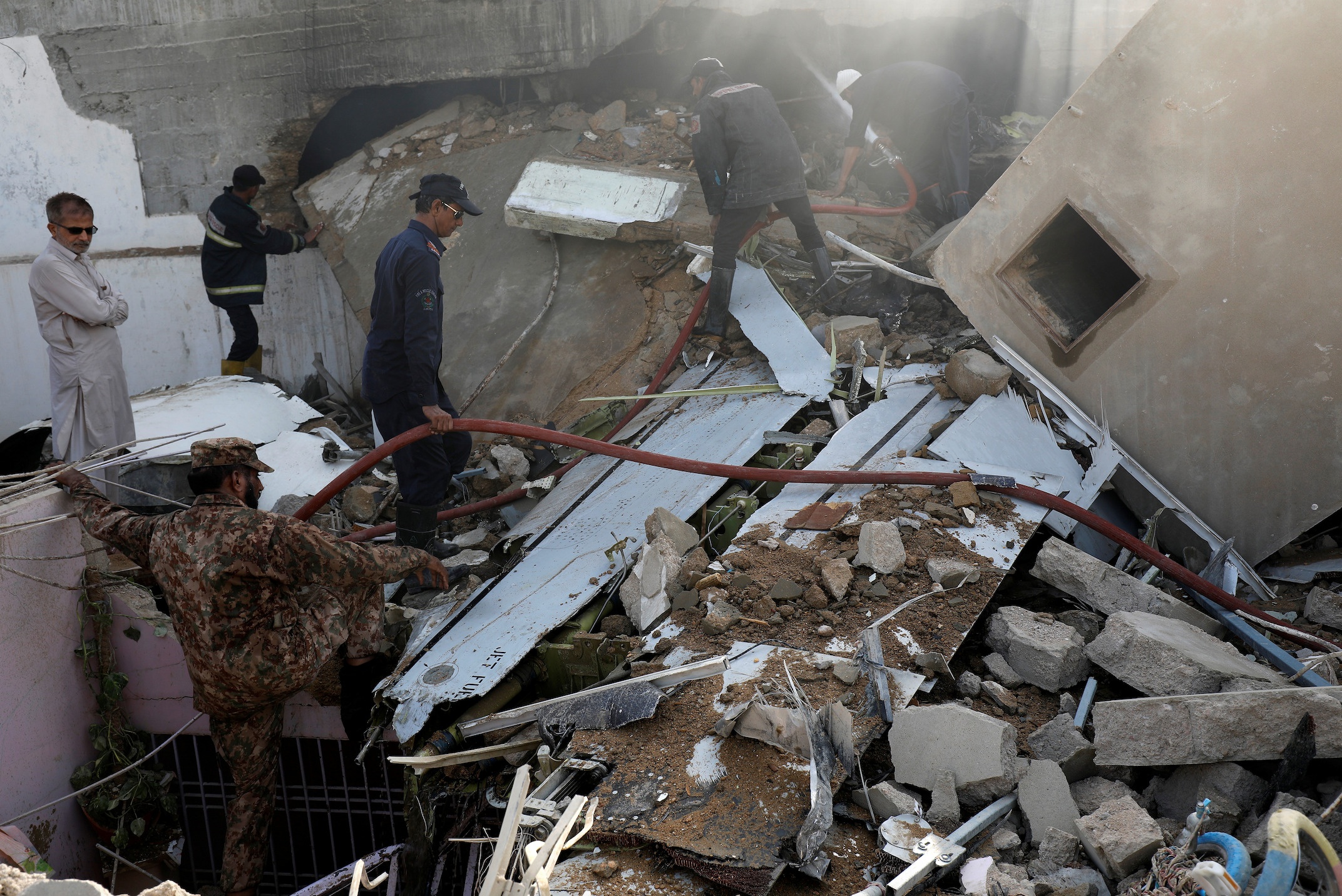 tai nan may bay Pakistan anh 10