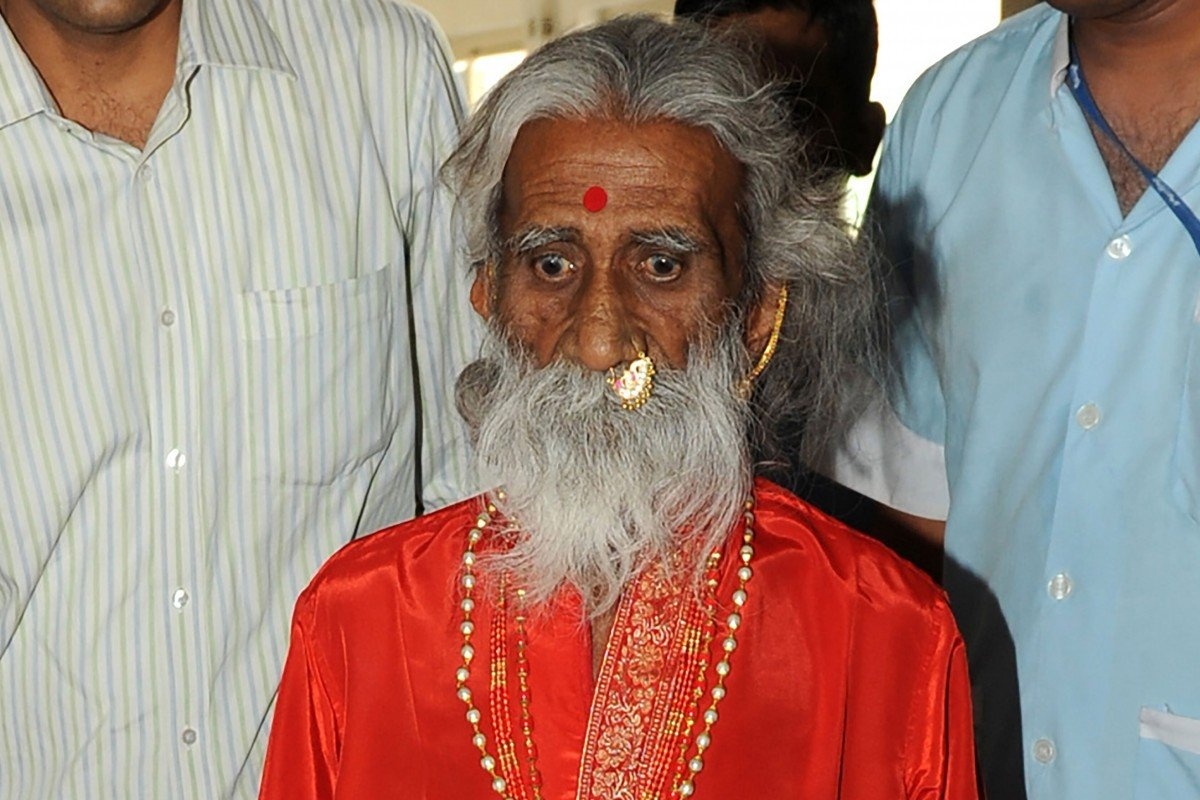 Bac thay yoga tuyen bo khong an uong suot 80 nam vua qua doi hinh anh