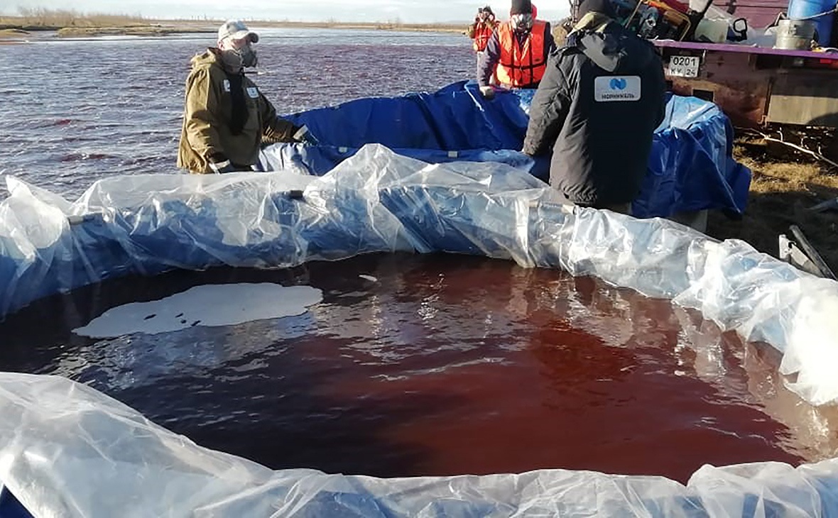 Tran 20.000 tan dau o Nga, o nhiem gap hang chuc nghin lan cho phep hinh anh