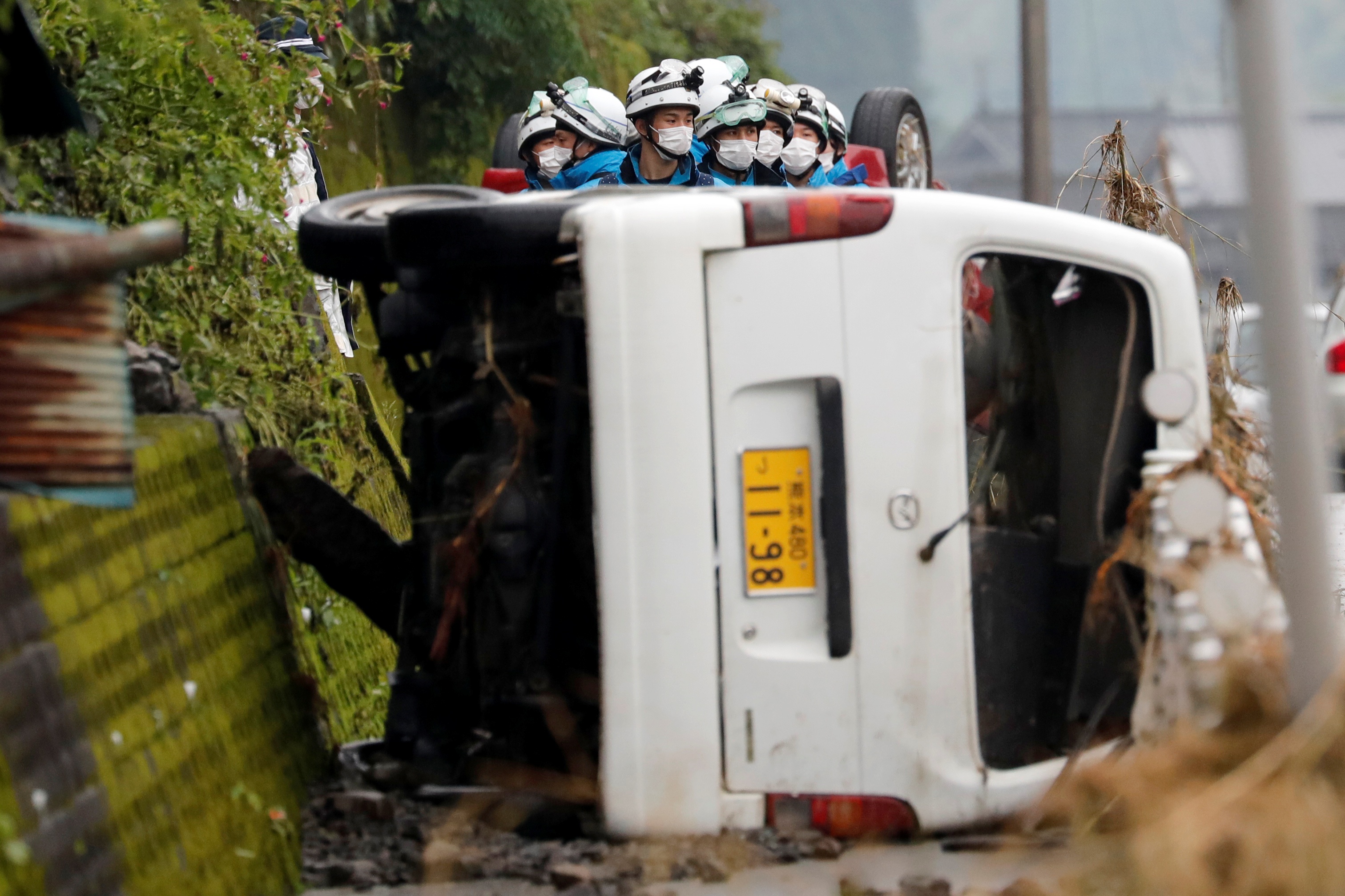 Tham hoa chet choc cua Nhat: Bien doi khi hau va dan so gia hinh anh