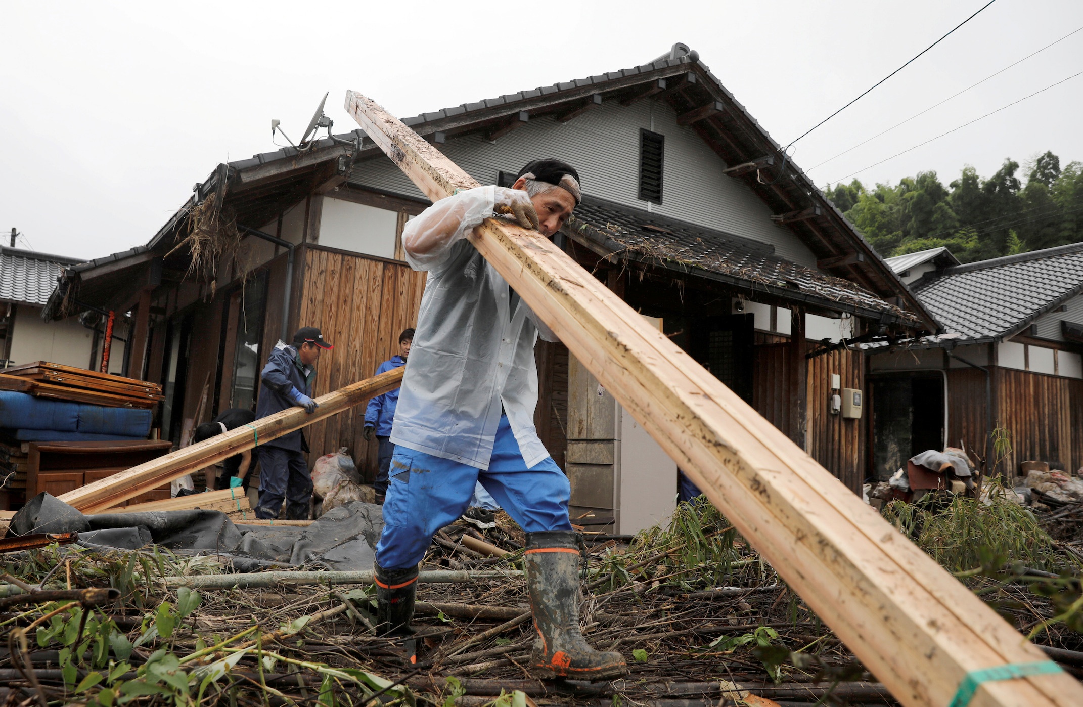 bien doi khi hau va dan so gia o Nhat Ban anh 5
