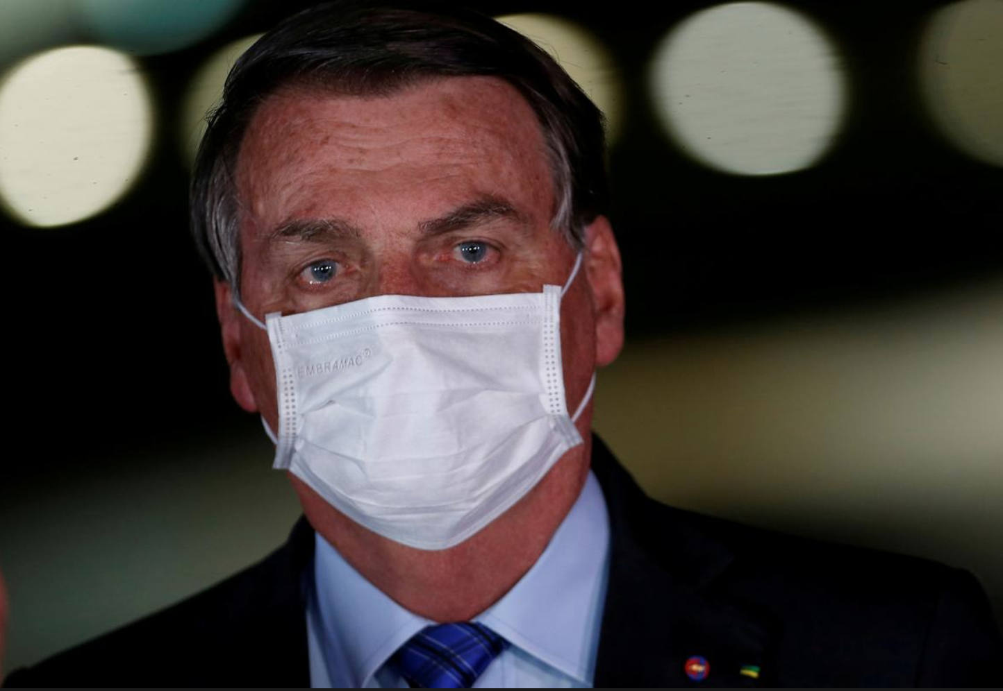 50% nguoi Brazil khong trach TT Bolsonaro ve so nguoi chet vi Covid-19 hinh anh