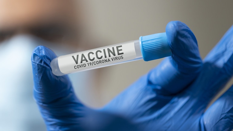 Vaccine Covid-19 cua Nga ngan ngua moi cap do lay nhiem hinh anh