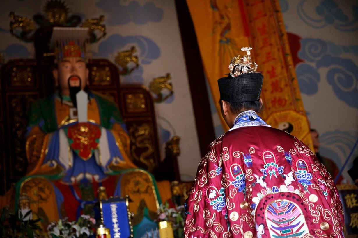 tho phung bai vi nguoi chet trong dai dich anh 3