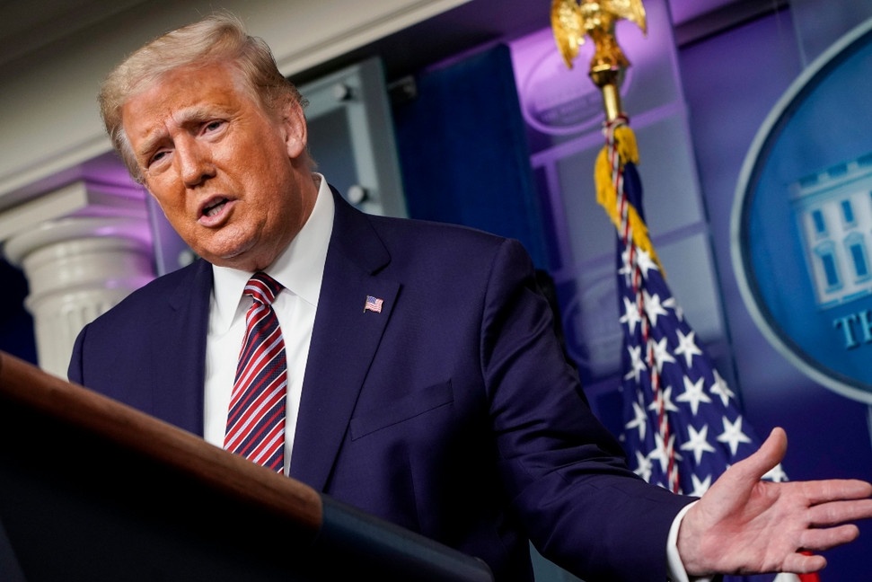 Tong thong Trump len tieng ve dieu tra bom tan cua New York Times hinh anh