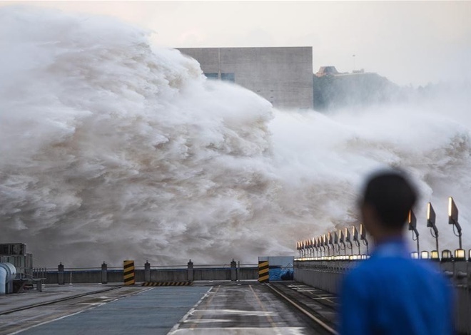 Canh bao lu lut lien tiep o chau A vi bien doi khi hau hinh anh