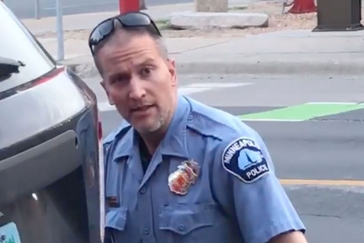 cuu canh sat ghi chet George Floyd duoc tai ngoai anh 1