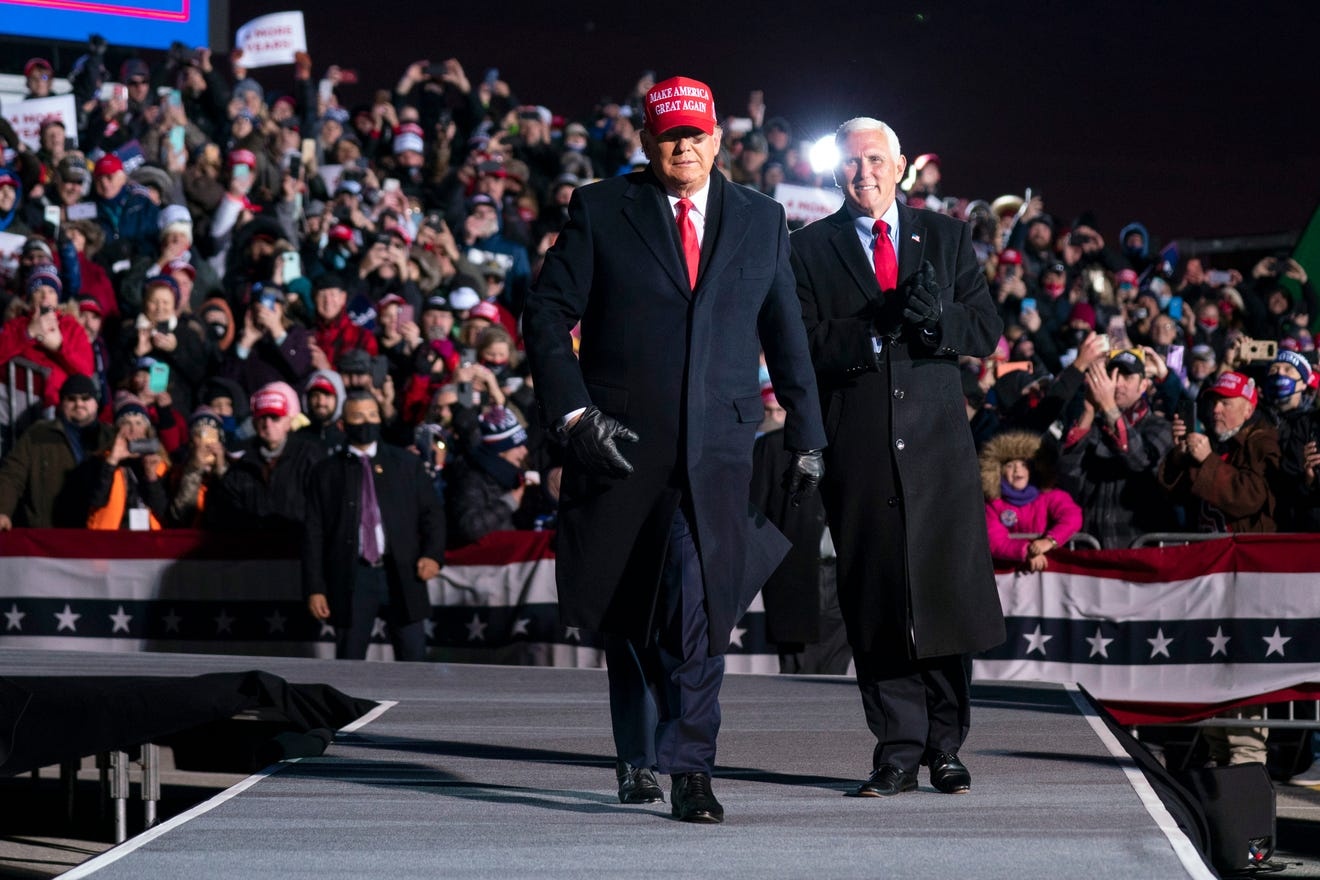 Ong trump cung pho tuong xong tran bang chien truong anh 2