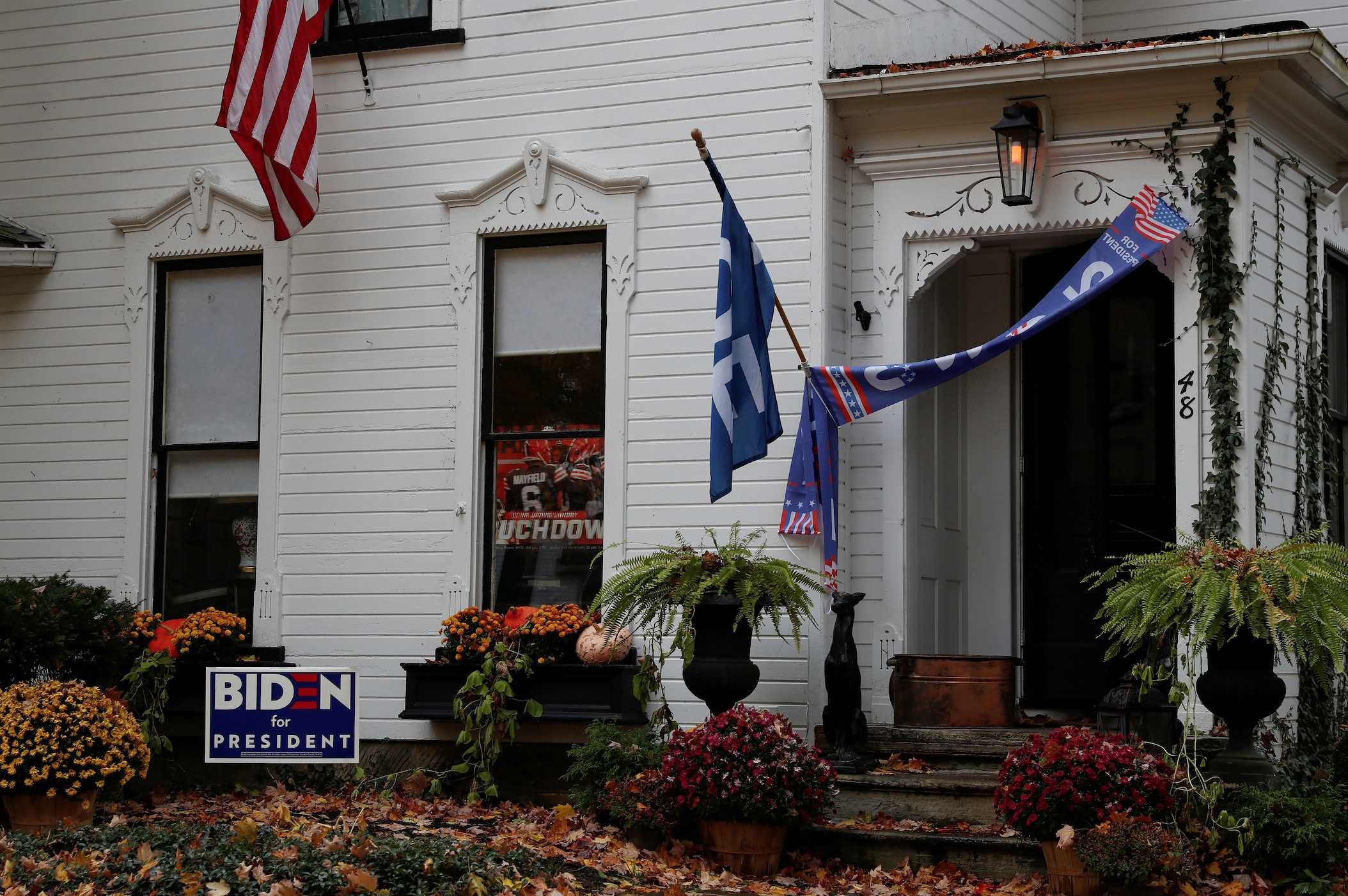 Ong Trump thang 18 phieu dai cu tri o Ohio hinh anh