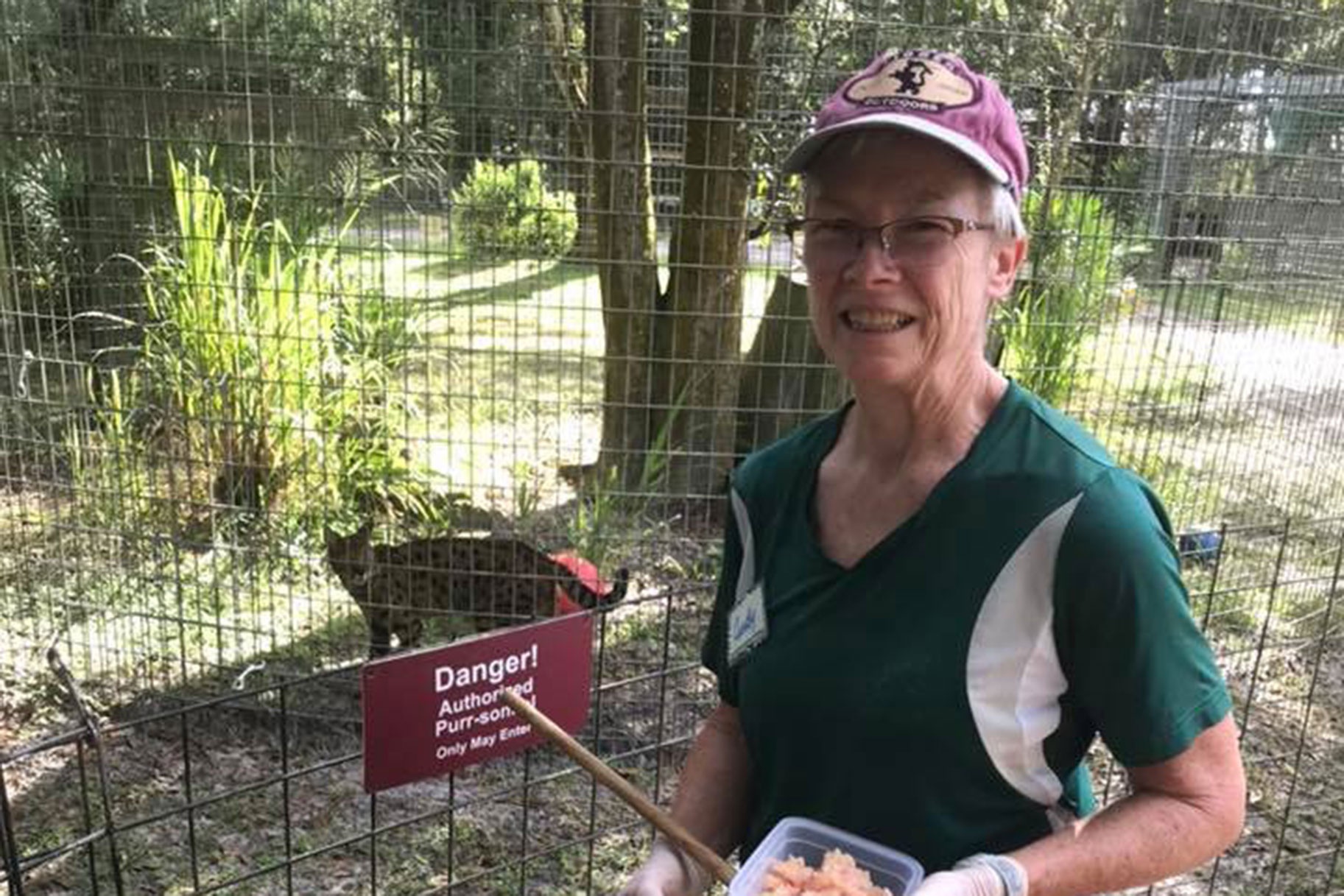 nguoi phu nu bi ho can gan lia tay anh 1