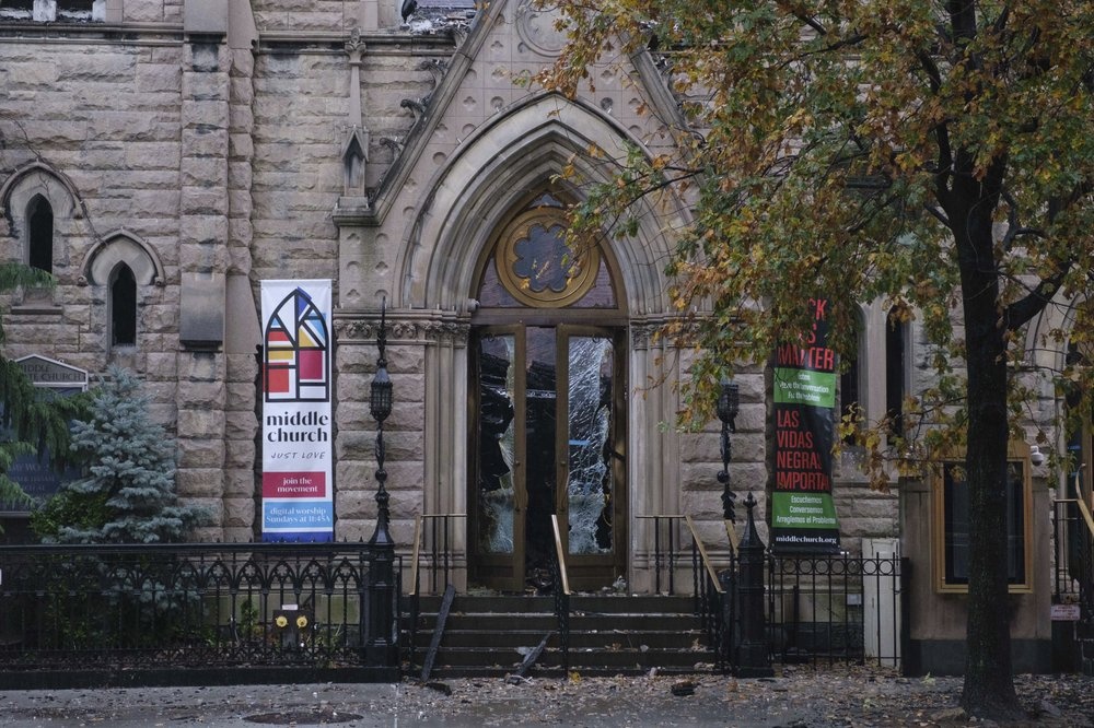 chay nha tho New York anh 7