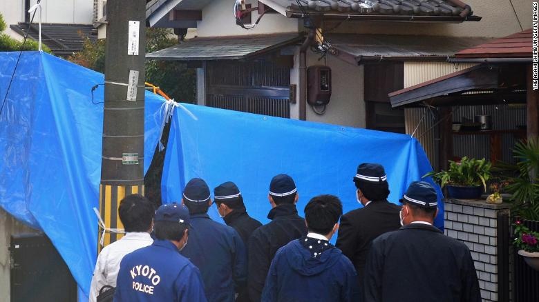 dau doc 4 nguoi tinh anh 2