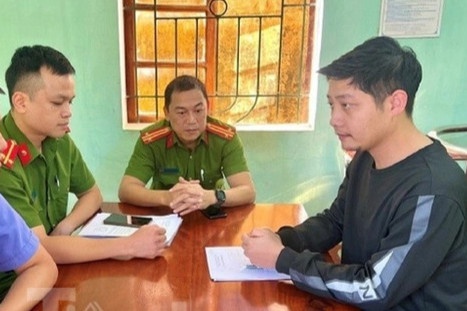 Bat doi tuong loi keo nhieu nguoi tham gia tro 'Cho truoc, nhan sau' hinh anh