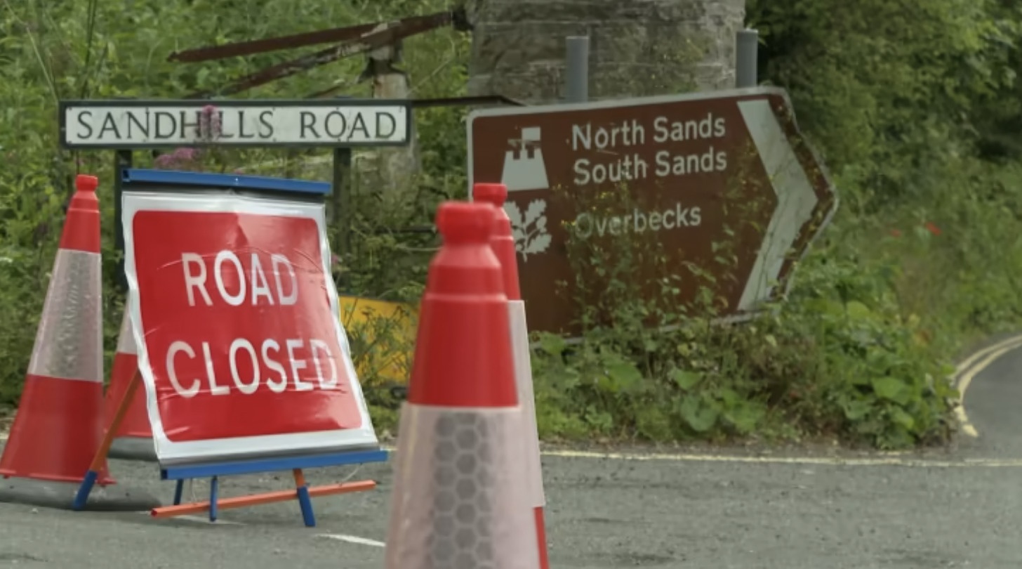 giau xac trong vali anh 1