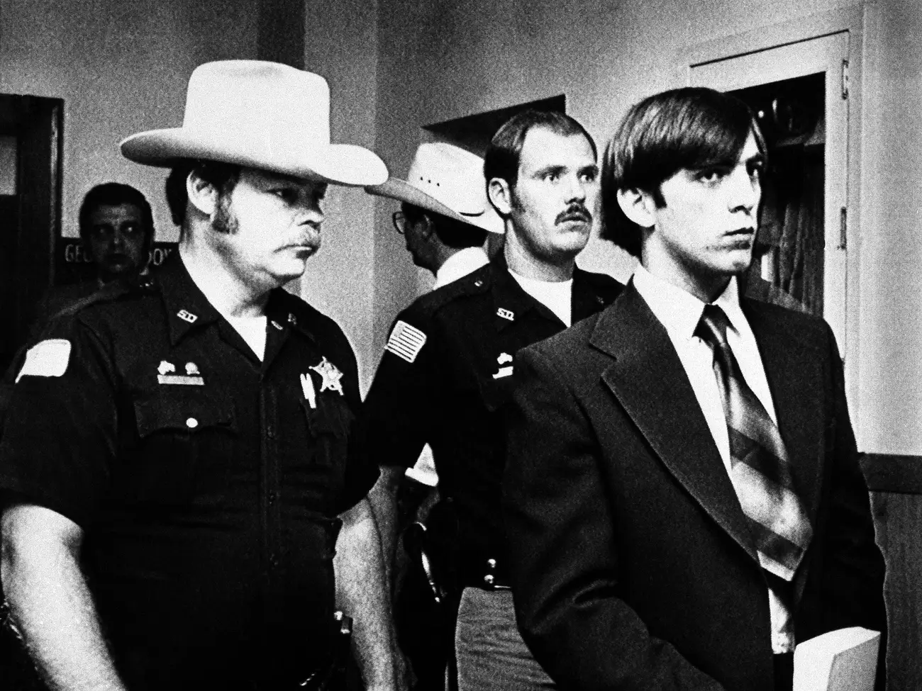 Nhung vu an mang ngay Halloween hinh anh