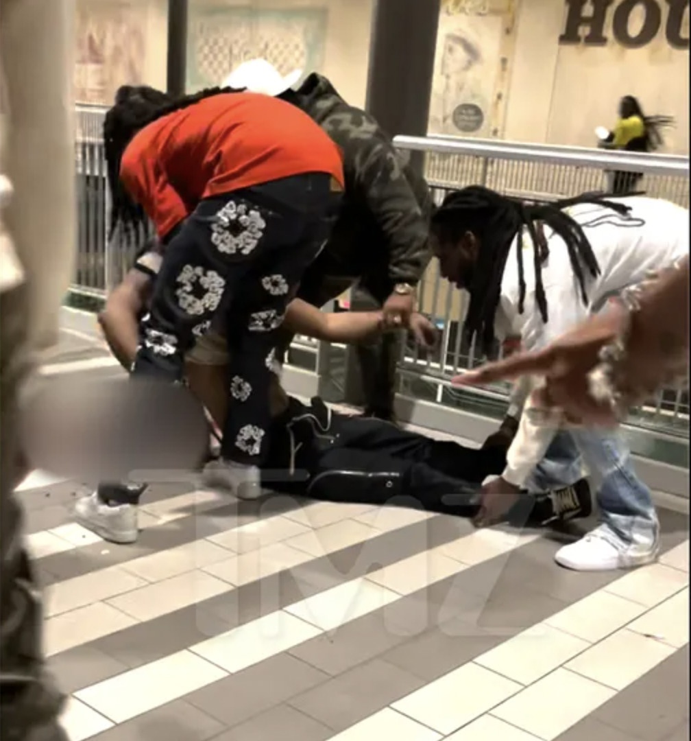 Takeoff bi ban chet anh 1