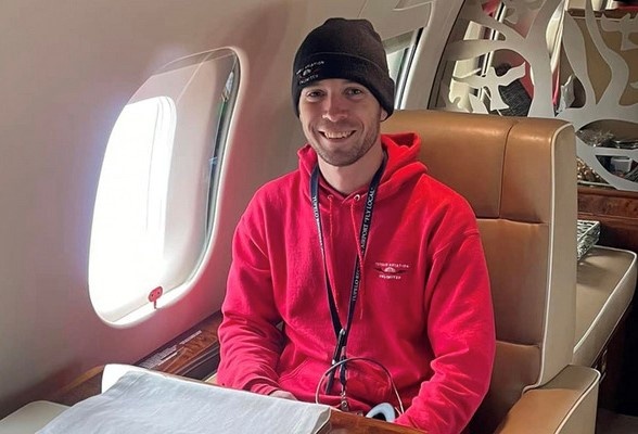 Nghi pham trom may bay o My tu vong trong tu hinh anh