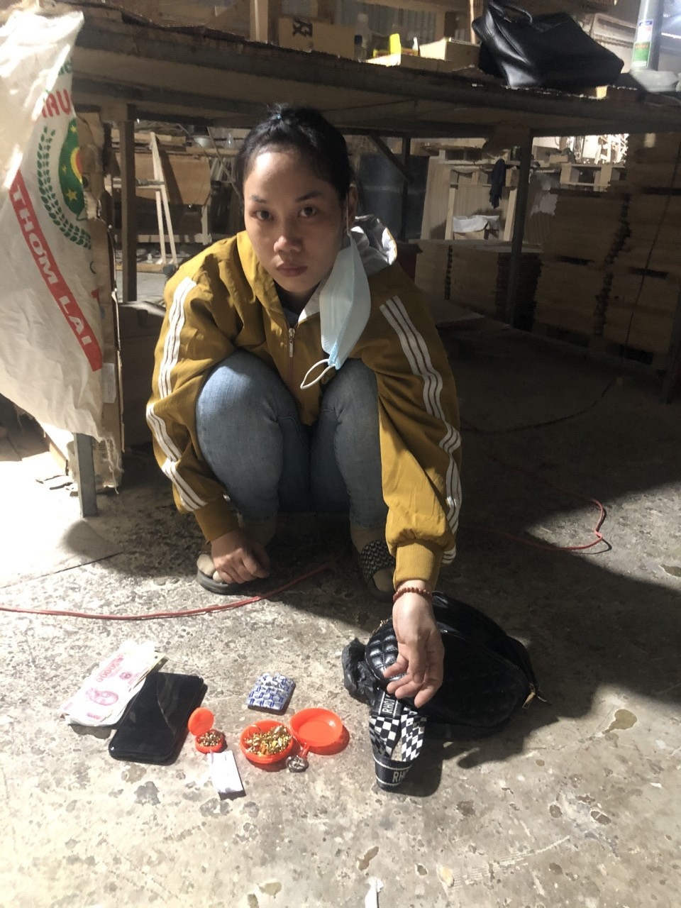 trom tien cua em anh 1