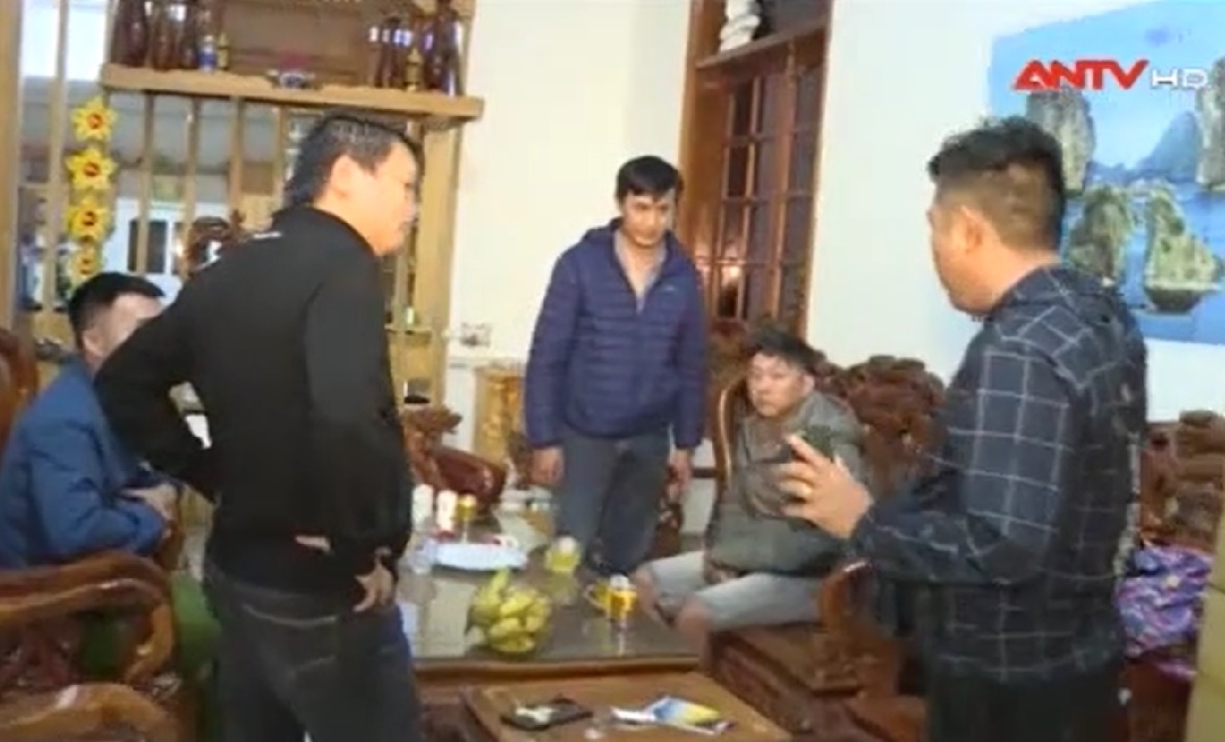 Xoa duong day ca do bong da 1.000 ty dong hinh anh