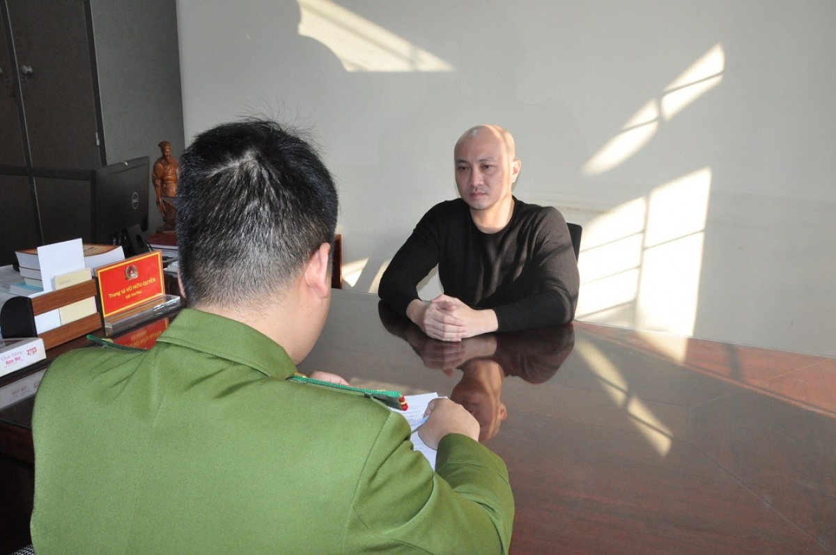 Bat giu nguoi phu nu bi truy na sau hon 30 nam hinh anh