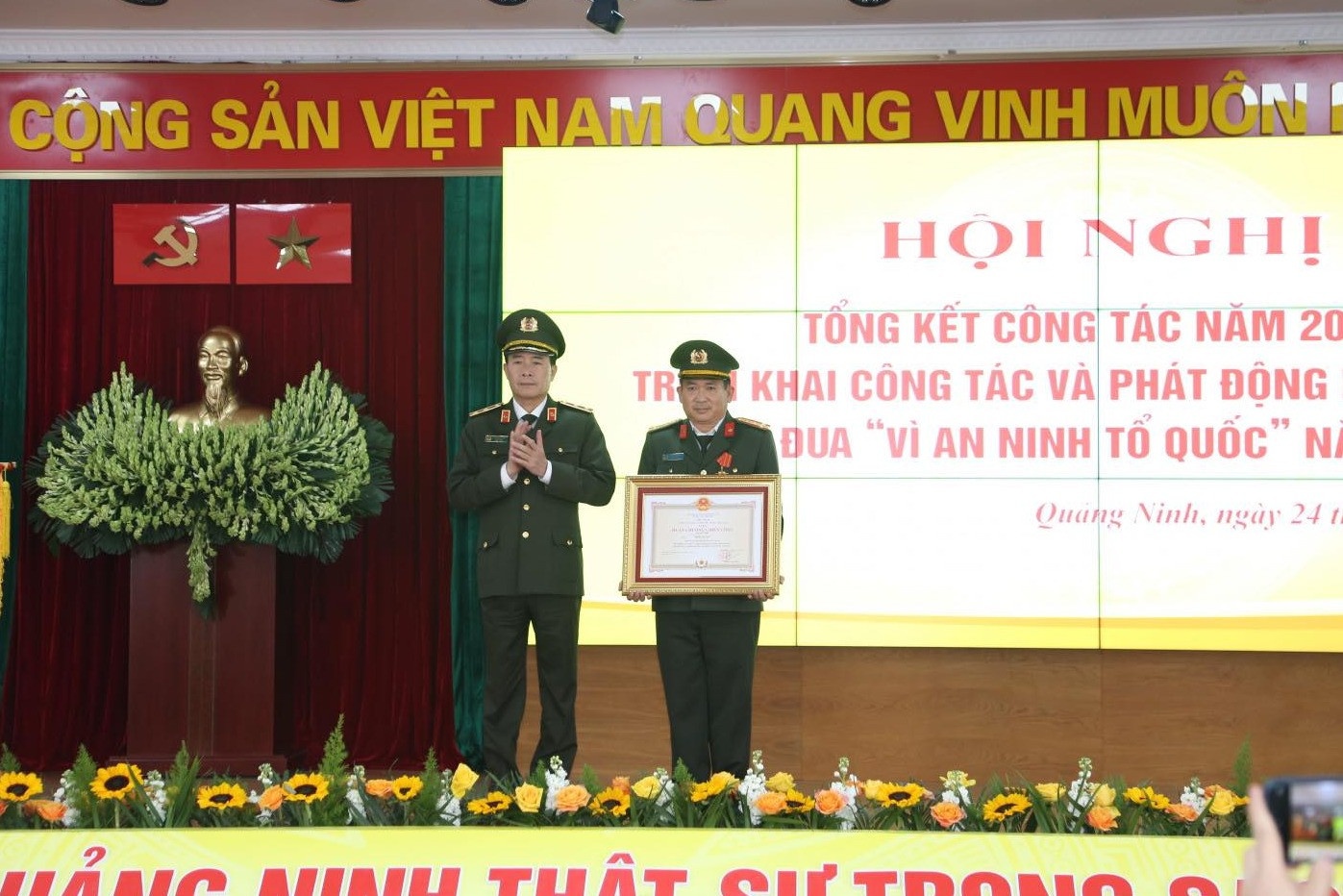 Đại tá Đinh Văn Nơi ảnh 1 Dai ta Dinh Van Noi anh 1
