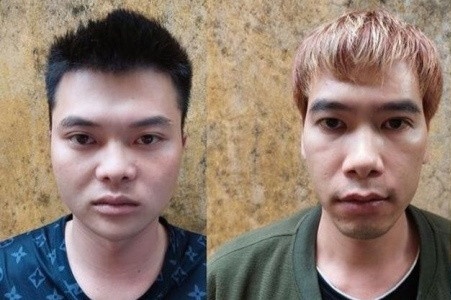 Va cham giao thong, 2 thanh nien cam dao truy sat doi phuong hinh anh