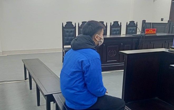 9 nam tu cho nhan vien hiep dam con chu quan vit hinh anh