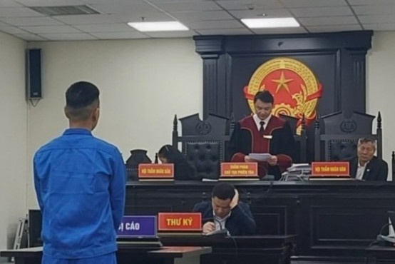 7 nam tu cho dieu tra vien doi dua 500 trieu dong de cam on hinh anh