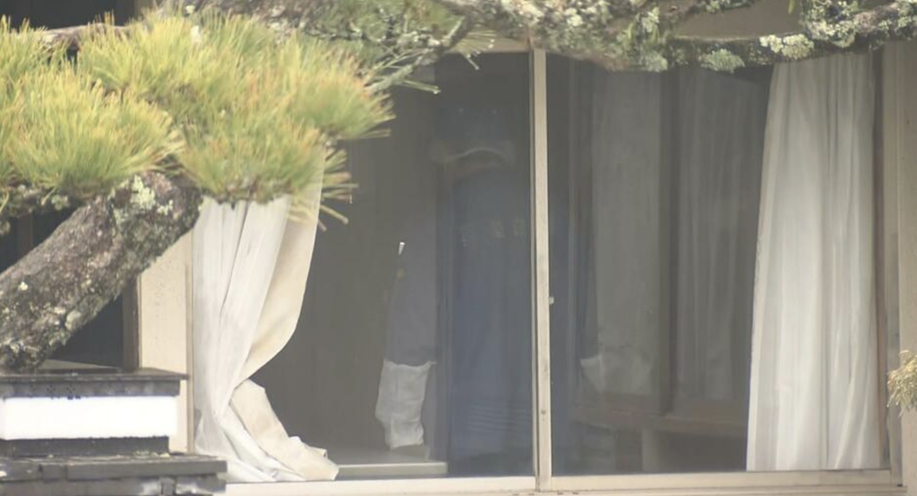 Nguoi dan ong Nhat Ban bi bat vi giu xac me trong nha hinh anh