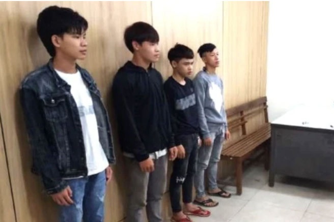 Khoi to nhom thanh thieu nien mang hung khi di hon chien hinh anh