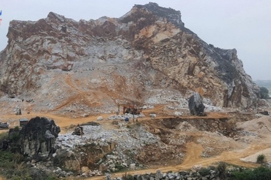 Khoi to 14 nguoi che tao thuoc no de khai thac da hinh anh