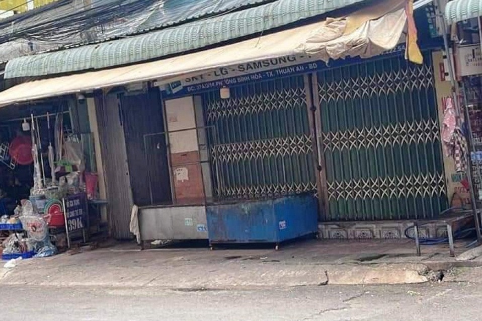 Dam tu vong ban nhau vi mau thuan khi danh bai hinh anh
