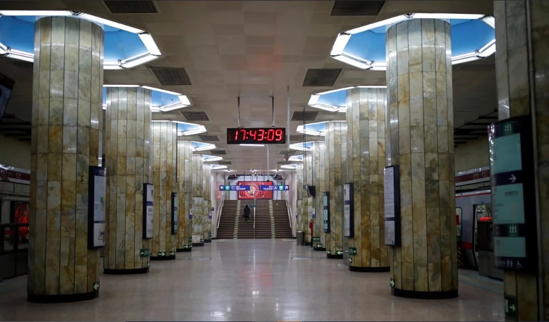 nguoi Trung Quoc tro lai lam viec giua dich virus corona anh 2