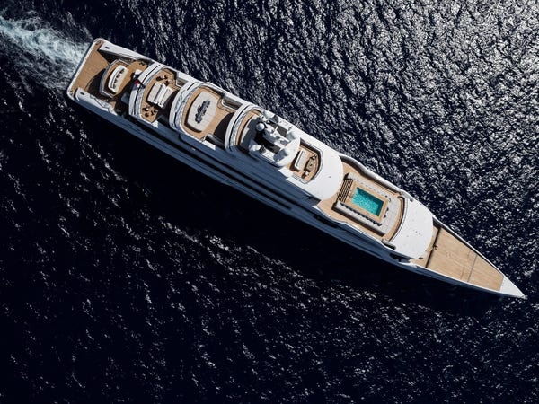 sieu du thuyen phi thue 2 trieu usd anh 3