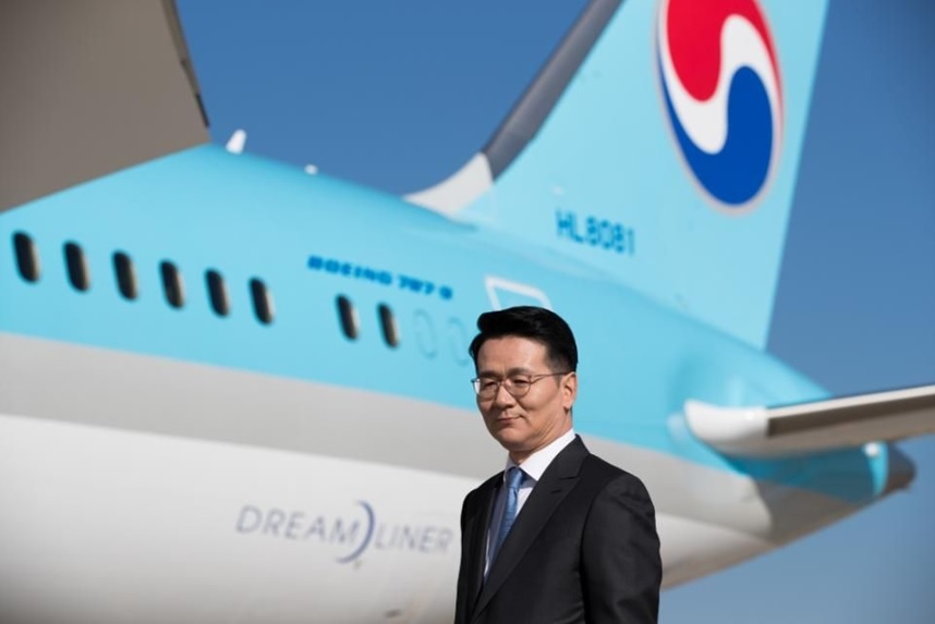 CEO Korean Air phai chong choi cuoc chien gia toc va ca dich Covid-19 hinh anh