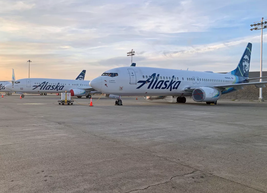 may bay dap chieu vi Covid-19 anh 2