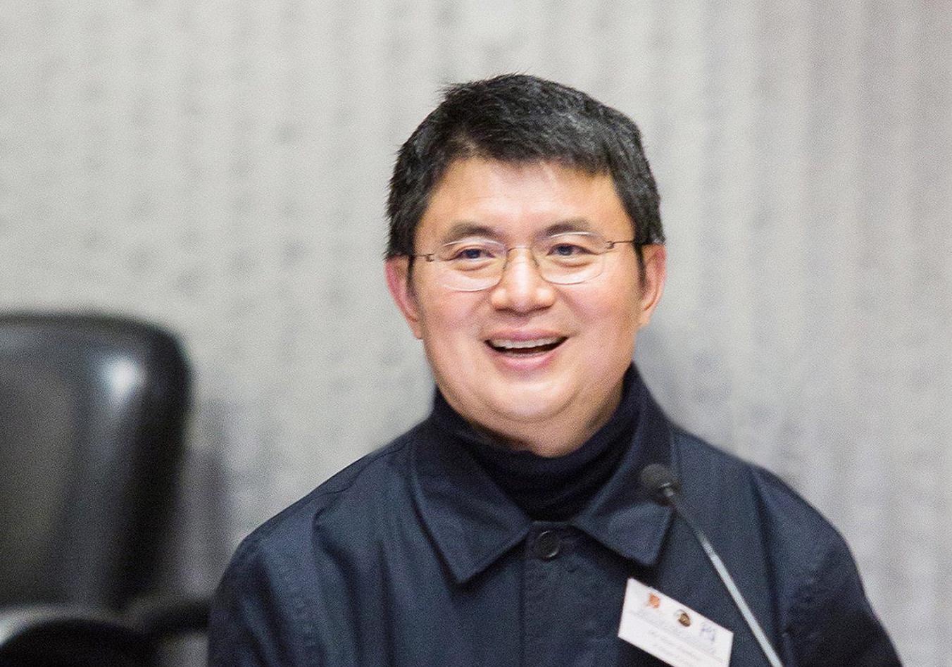 Trung Quoc pha vo de che khong lo cua ty phu tai chinh hinh anh