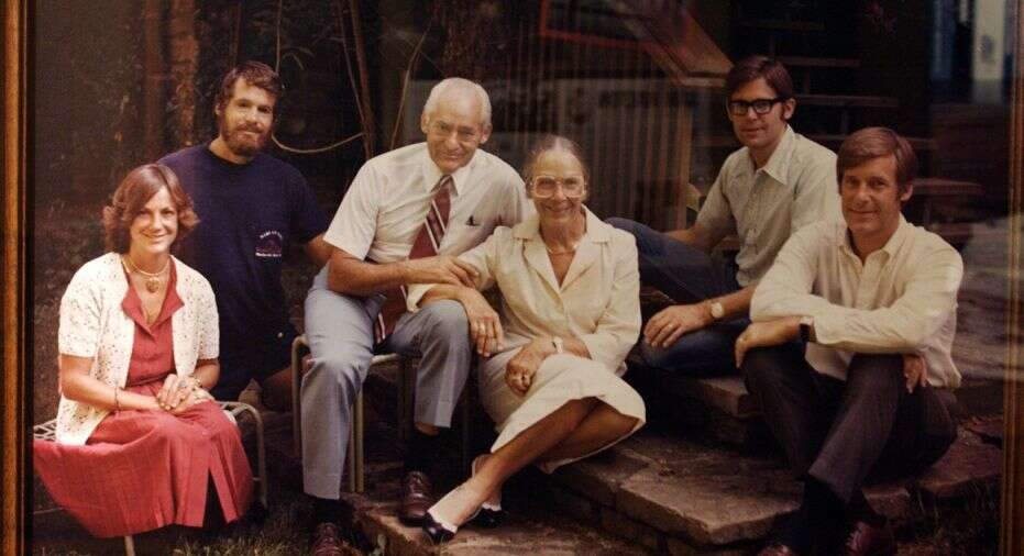 gia dinh giau co nhat the gioi anh 2