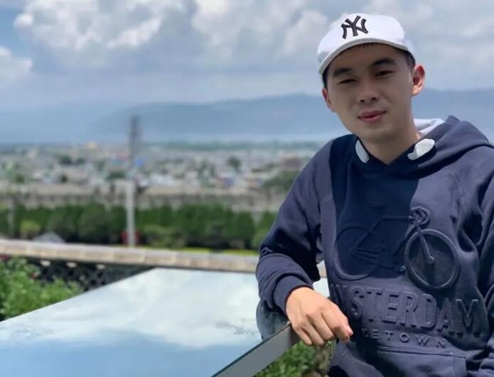 Huawei tra luong gan 300.000 USD/nam cho nhan vien tre 'ky tai' hinh anh