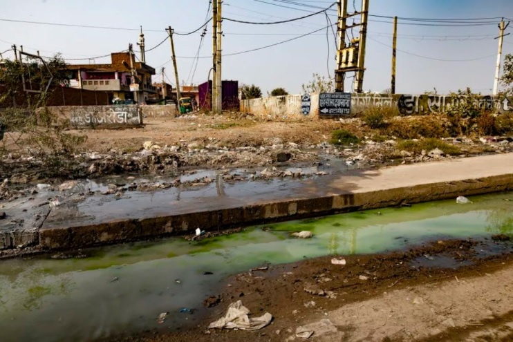 van de ve sinh o An Do anh 3