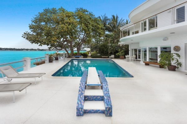 biet thu 18 trieu USD cua cuu CEO hang xe Ford anh 9