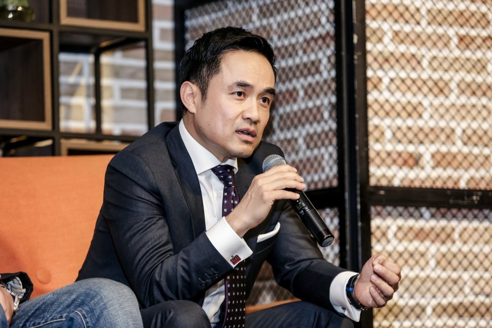 shark louis nguyen ve viet nam toi moi biet chu nghia tinh anh 5