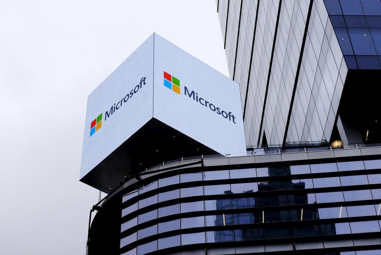 indonesia yeu cau microsoft va cong ty cong nghe khac tra thue vat anh 1