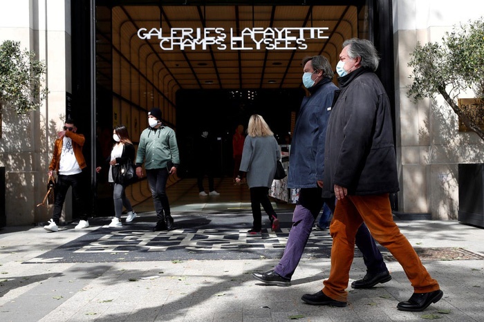 Black Friday vang ve diu hiu tai cac thien duong mua sam the gioi anh 4