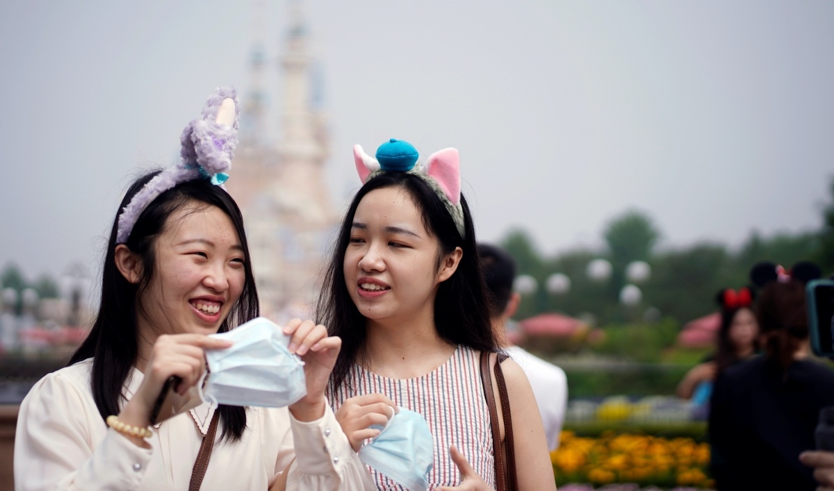 Gioi tre Trung Quoc khong them yeu danh tien vui choi mua sam anh 1