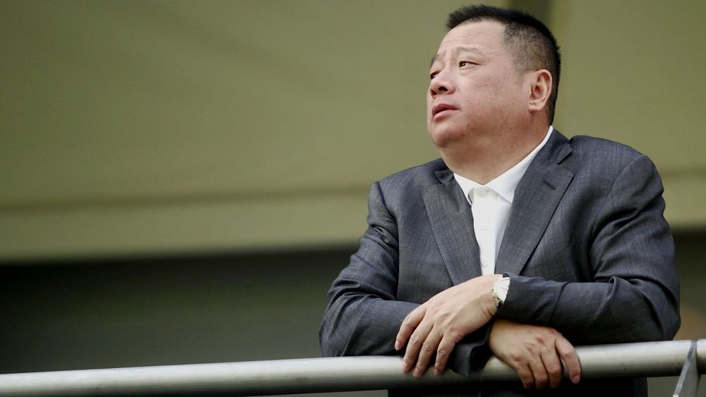 Ty phu hang dau chau A ngap trong no nan anh 1