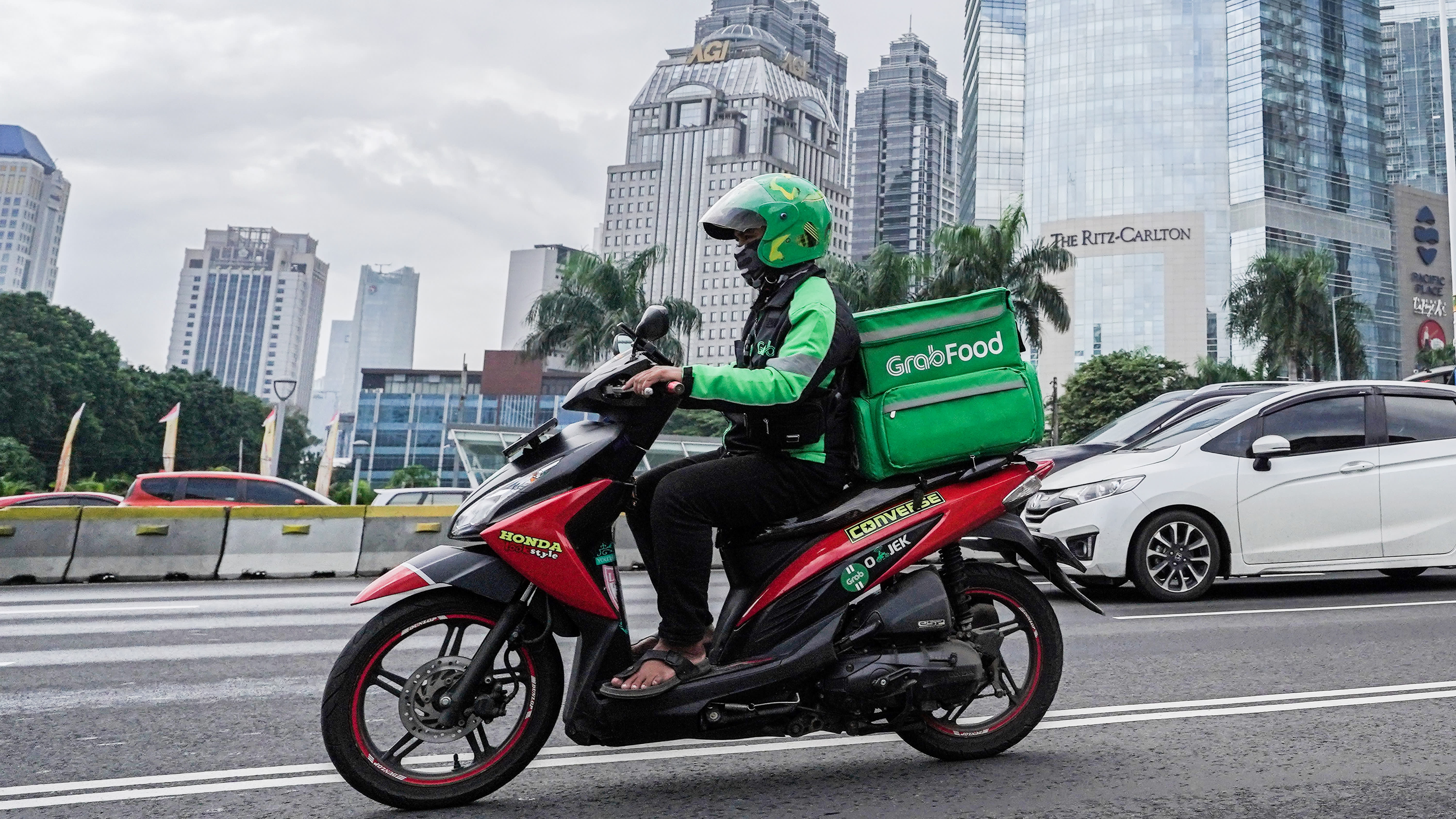 tài xế công nghệ giảm thu nhập vì dịch covid19 ảnh 3 tai xe cong nghe giam thu nhap vi dich covid19 anh 3