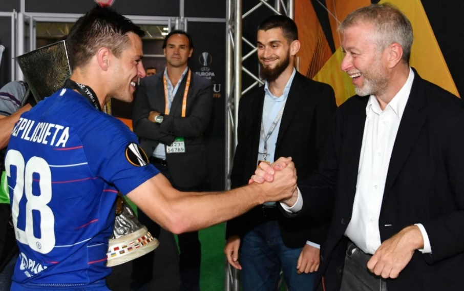 Thu tieu tien 'ky quac' cua cac sieu giau chau A anh 5