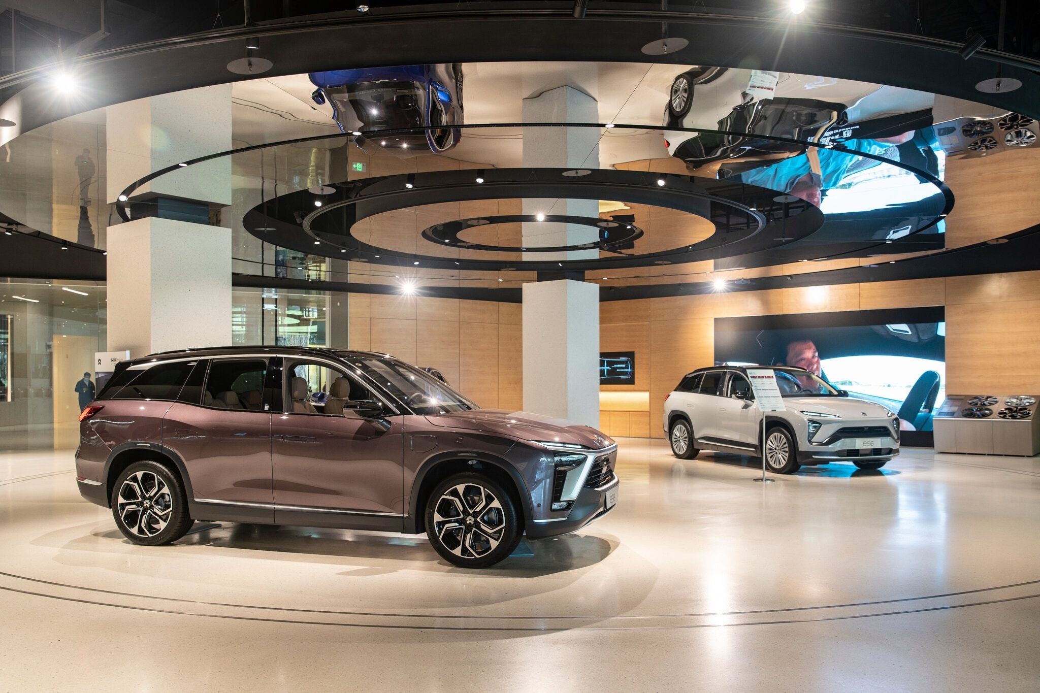 Trung Quoc 'cuoc' lon vao nganh oto dien anh 2