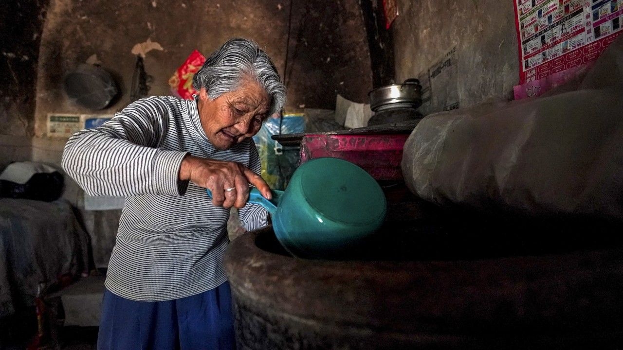 Bat binh dang thu nhap can tro cac muc tieu kinh te cua Trung Quoc hinh anh